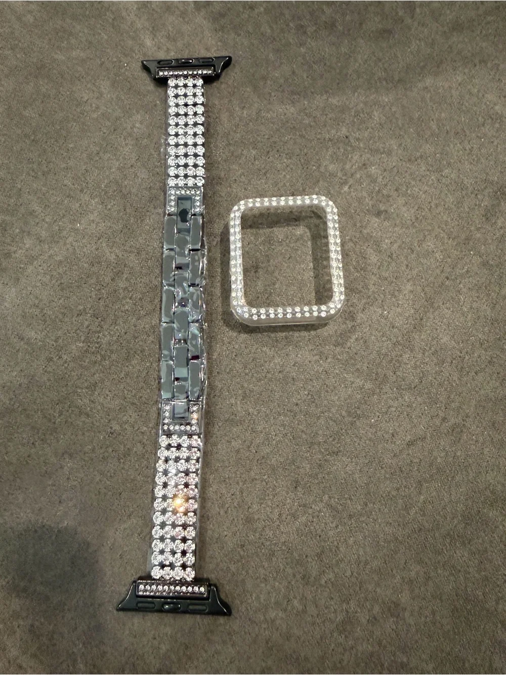 New Rhinestone Bling Apple Watch Band and Bezel Cover - Silver Crystal 40mm